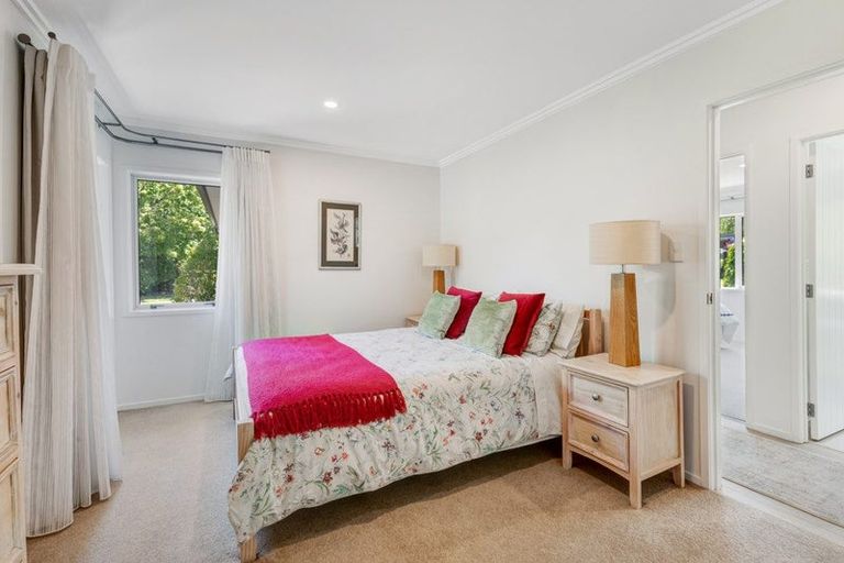 Photo of property in 20 Puhoi Close, Puhoi, Warkworth, 0994