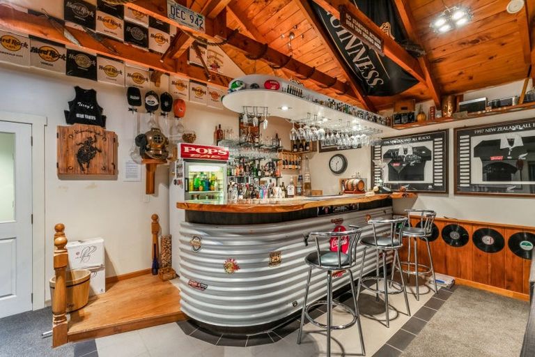 Photo of property in 89 Burnside Road, Ardmore, Papakura, 2582