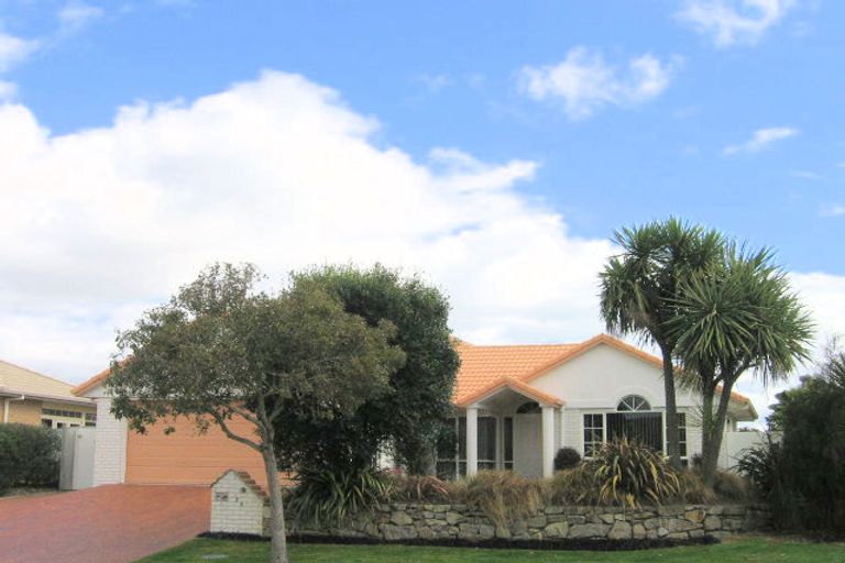 Photo of property in 28 Crichton Terrace, Mount Maunganui, 3116