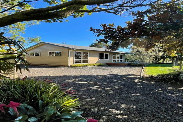 Photo of property in 499 Clark And Denize Road, Pukekawa, Tuakau, 2696