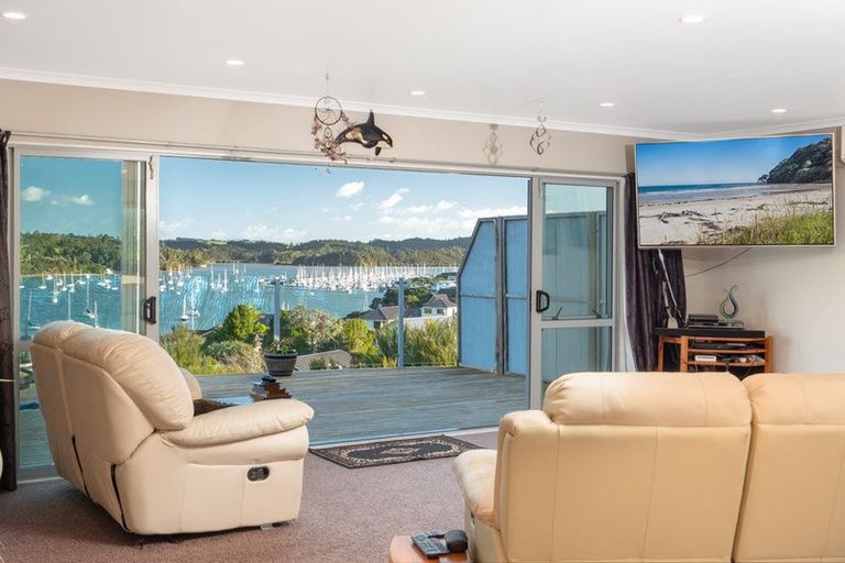 Photo of property in 5 Deeming Road, Okiato, Russell, 0272