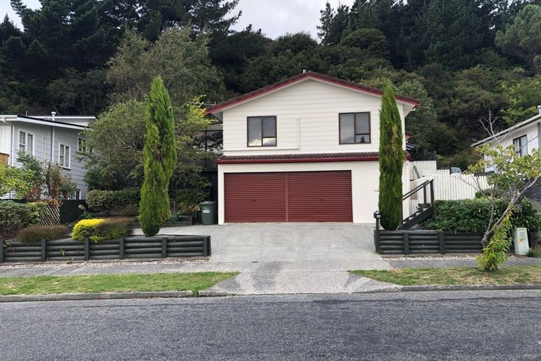 Photo of property in 18 Trelawney Road, Wainuiomata, Lower Hutt, 5014