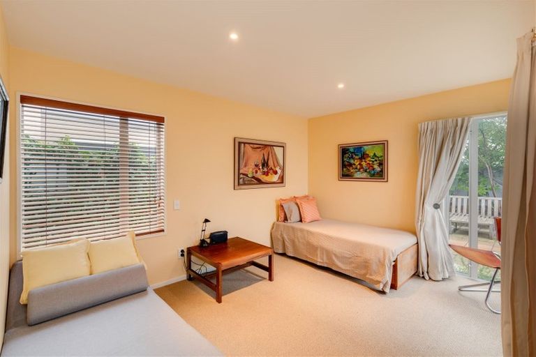 Photo of property in 32 Esplanade, Sumner, Christchurch, 8081