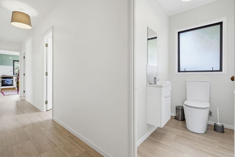 Photo of property in 140 Craig Road, Pollok, Waiuku, 2683