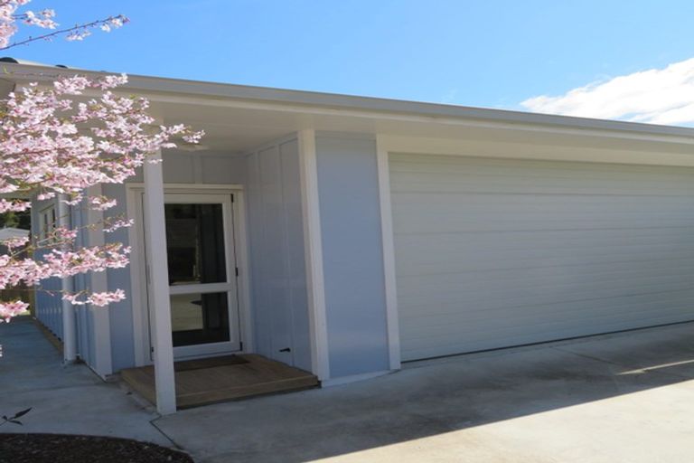 Photo of property in 3 Turner Place, Wakefield, 7025