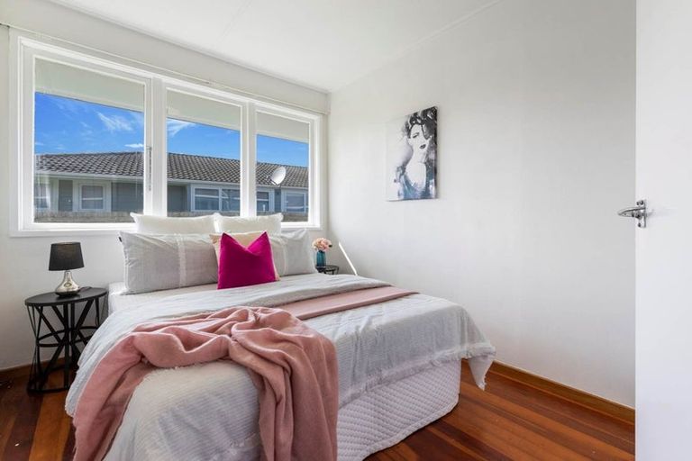 Photo of property in 35 Hamilton Drive, Waiuku, 2123