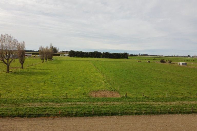 Photo of property in 102 Levels Plain Road, Levels, Timaru, 7975