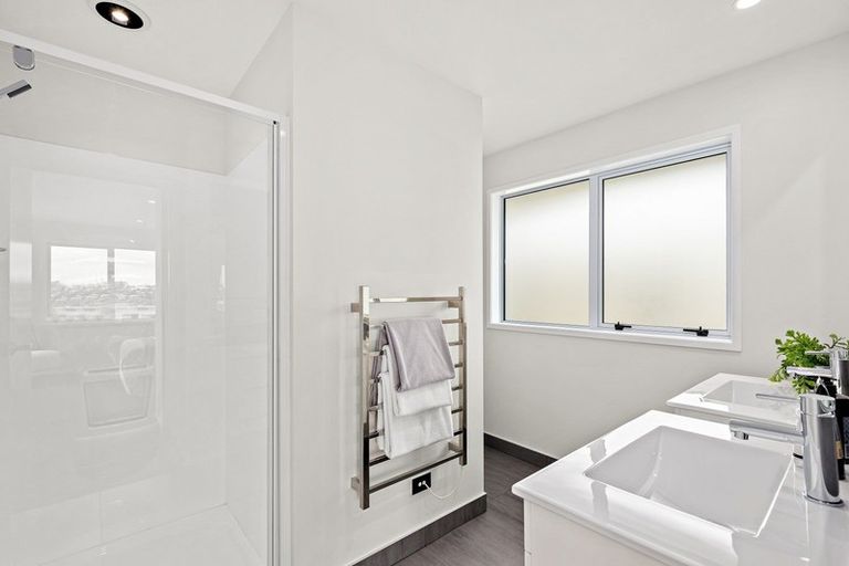 Photo of property in 20 Waititiro Rise, Stanmore Bay, Whangaparaoa, 0932