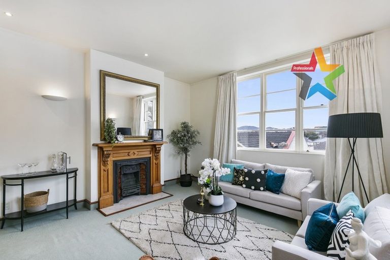 Photo of property in 10/37 Majoribanks Street, Mount Victoria, Wellington, 6011