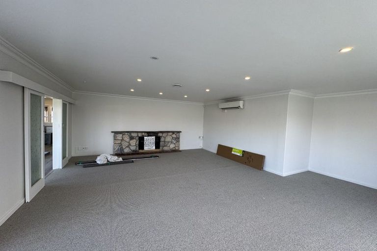 Photo of property in 6 Oxford Street, Taradale, Napier, 4112