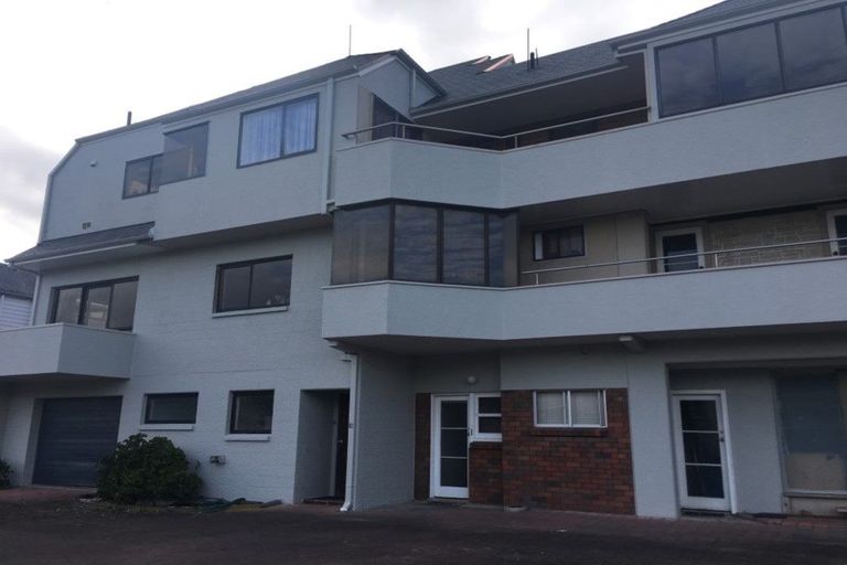 Photo of property in 40m Maunganui Road, Mount Maunganui, 3116