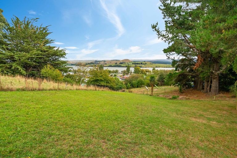Photo of property in 28 Nore Street, Waihola, Milton, 9073