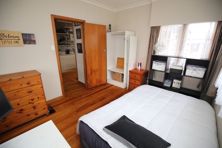 Photo of property in 166 Cambridge Road, Hillcrest, Hamilton, 3216