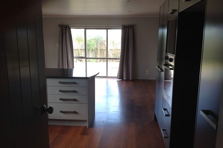 Photo of property in 15 Surfside Lane, Ruakaka, 0116