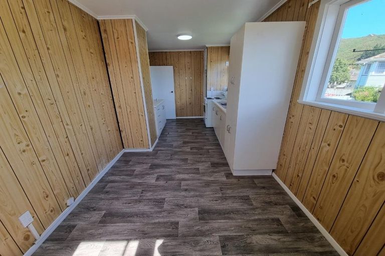 Photo of property in 80 Seddon Street, Naenae, Lower Hutt, 5011