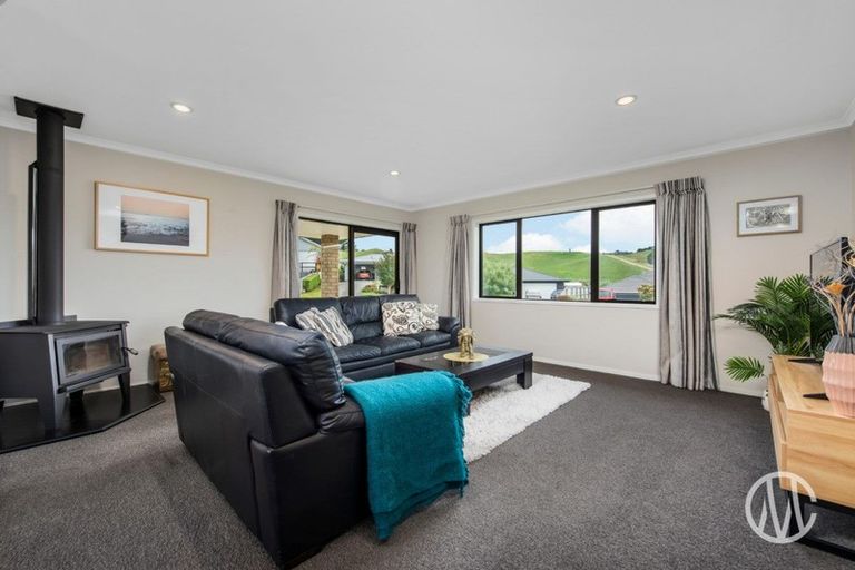 Photo of property in 4 Bryan Gallagher Place, Welcome Bay, Tauranga, 3175