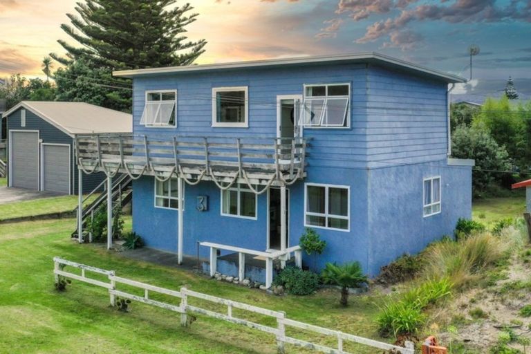 Photo of property in 3 Kuku Avenue, Mahia, 4198