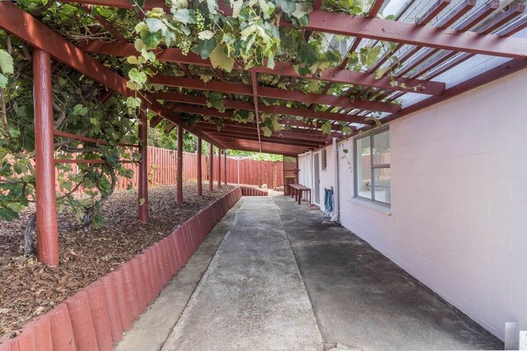 Photo of property in 51 Marriott Road, Pakuranga, Auckland, 2010