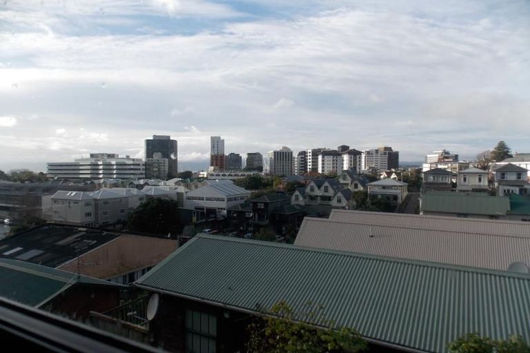 Photo of property in 171 Grant Road, Thorndon, Wellington, 6011