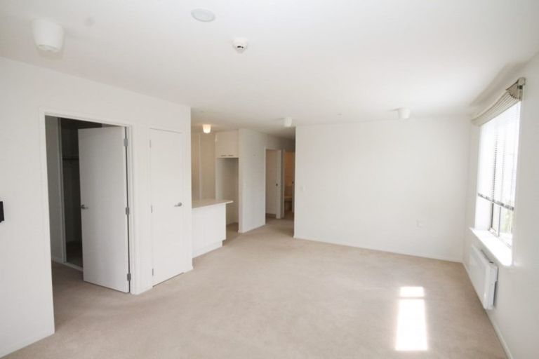 Photo of property in 2/100 Edinburgh Street, Pukekohe, 2120