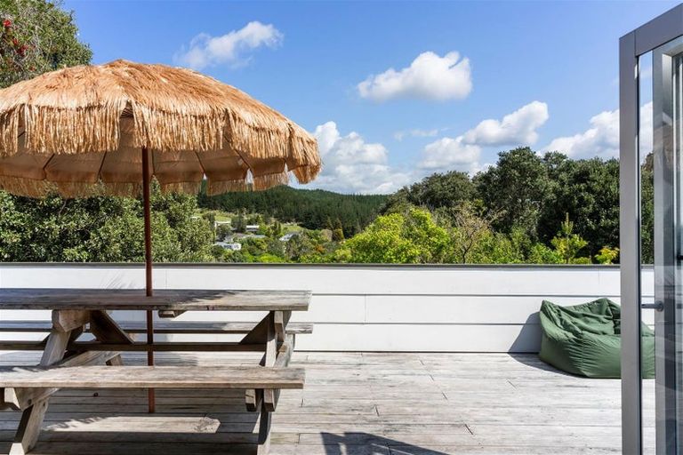 Photo of property in 164 Bambury Place, Onemana, Whangamata, 3691