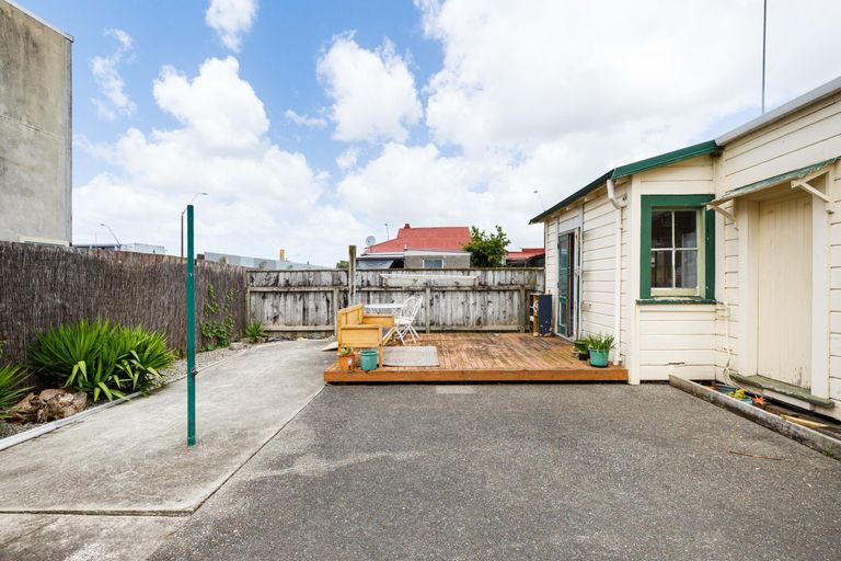 Photo of property in 85 Waldegrave Street, Palmerston North, 4410