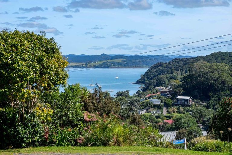 Photo of property in 34 Oneroa Road, Russell, 0202