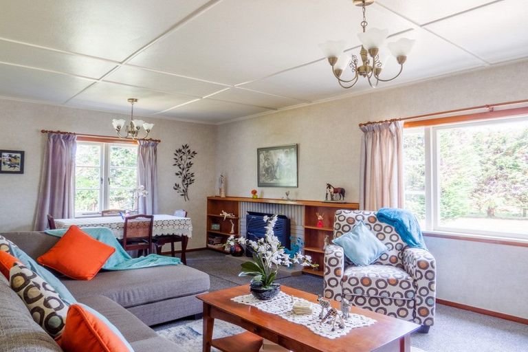 Photo of property in 208 Kawerau Road, Putauaki, Whakatane, 3192