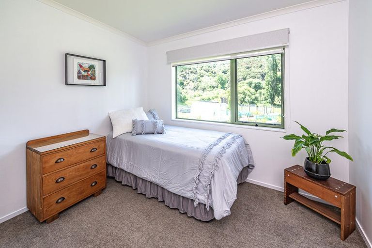 Photo of property in 1036 State Highway 4, Parikino, Wanganui, 4573