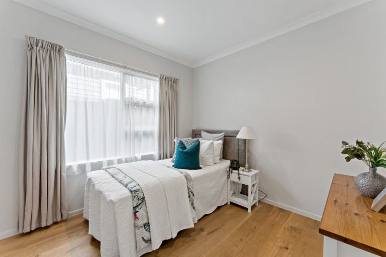 Photo of property in 7 Waiarohia Place, Hobsonville, Auckland, 0616