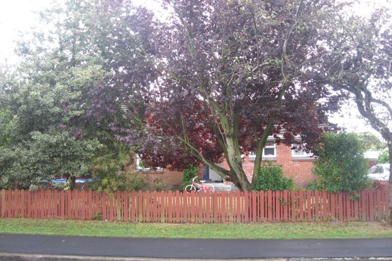 Photo of property in 15 Westcott Street, Dallington, Christchurch, 8061