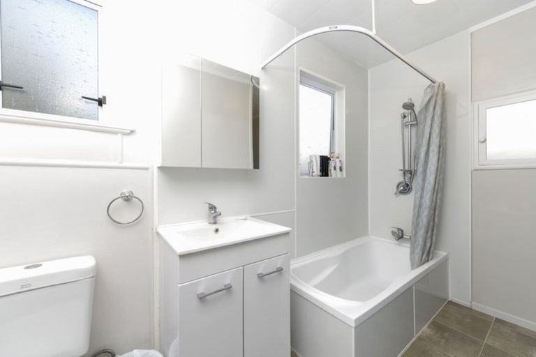 Photo of property in 16 Manuka Crescent, Hillcrest, Rotorua, 3015