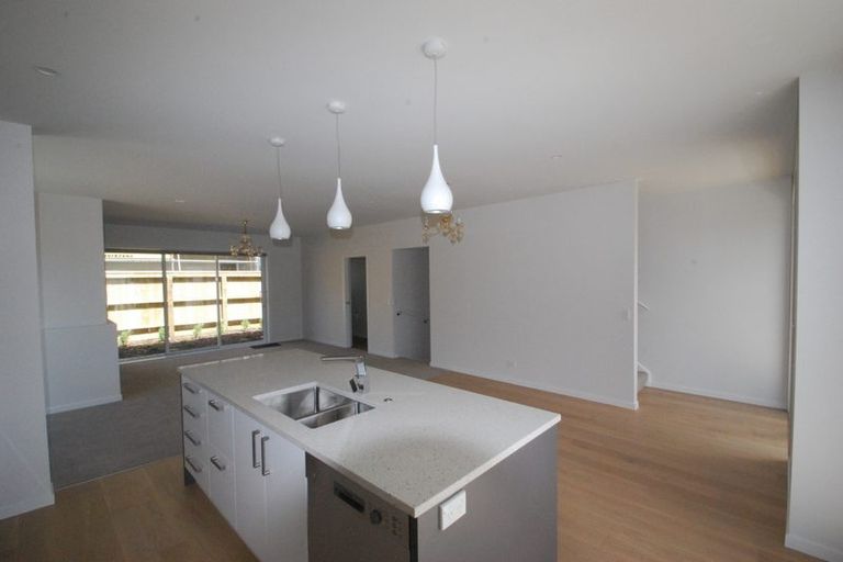 Photo of property in 56d Nicholson Road, Khandallah, Wellington, 6035