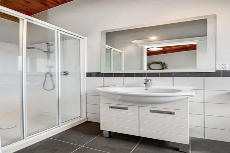 Photo of property in 11 Athol Place, Algies Bay, Warkworth, 0920