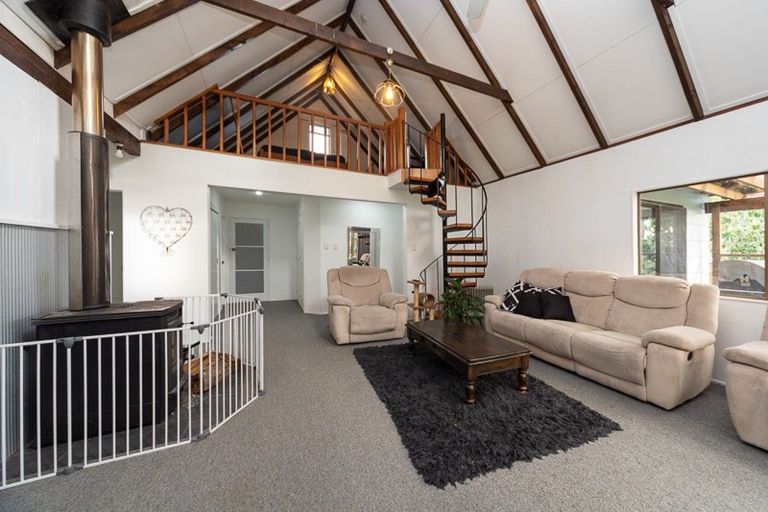 Photo of property in 119 Cemetery Road, Sanson, Palmerston North, 4479