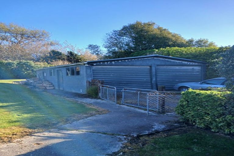 Photo of property in 35 Halsey Street, Clinton, 9534