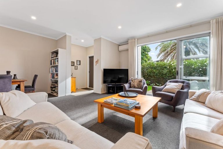 Photo of property in 53 Buckley Avenue, Hobsonville, Auckland, 0616