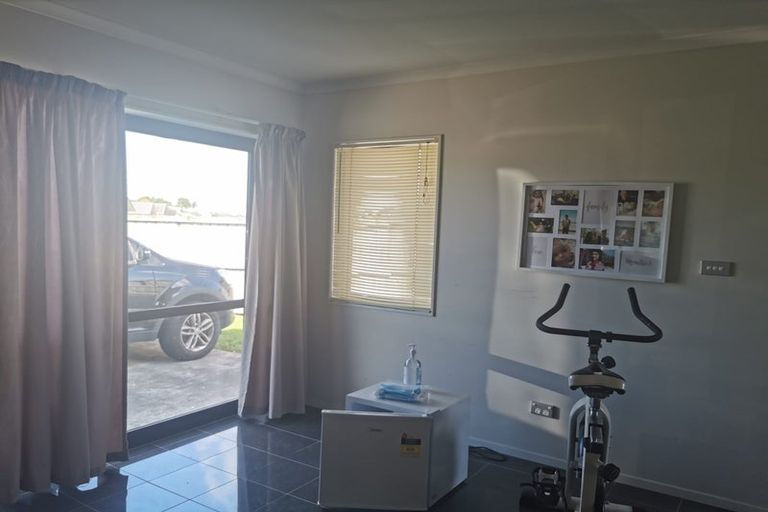 Photo of property in 43 Sirius Crescent, Rototuna North, Hamilton, 3210