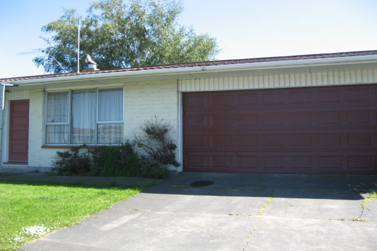 Photo of property in 146 Northcote Road, Northcote, Christchurch, 8052