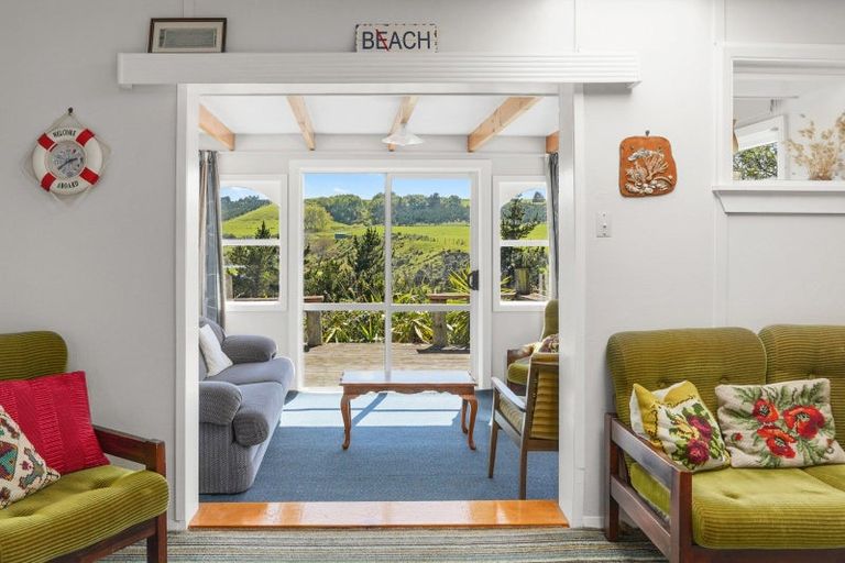 Photo of property in 1 Lindsay Terrace, Motunau, Waipara, 7387