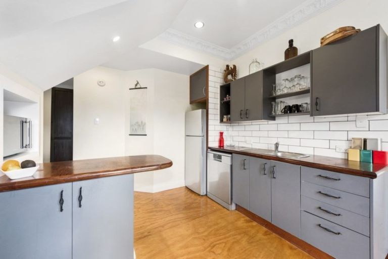 Photo of property in 49 Mcdougall Grove, Haywards, Lower Hutt, 5018