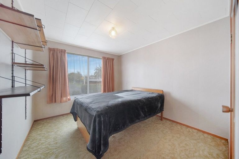 Photo of property in 70 Walworth Avenue, Pakuranga Heights, Auckland, 2010