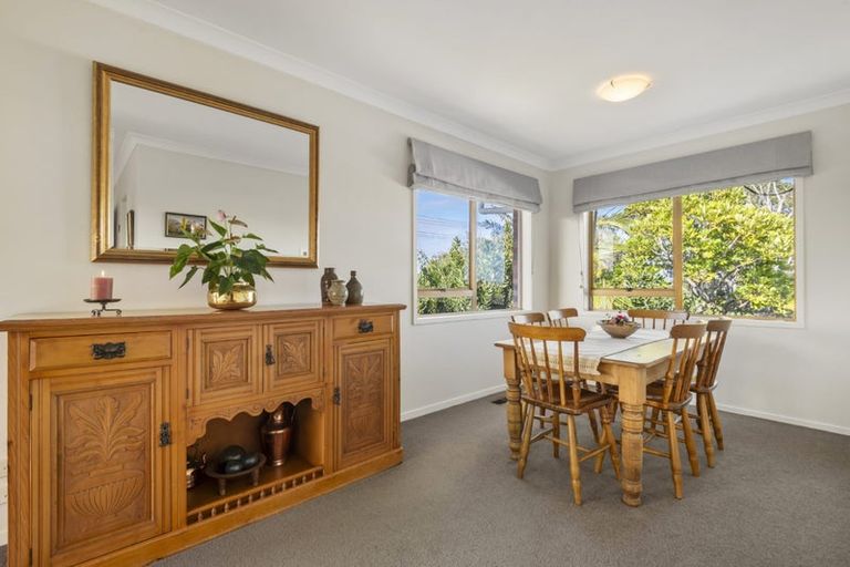 Photo of property in 1/33 Eversleigh Road, Belmont, Auckland, 0622