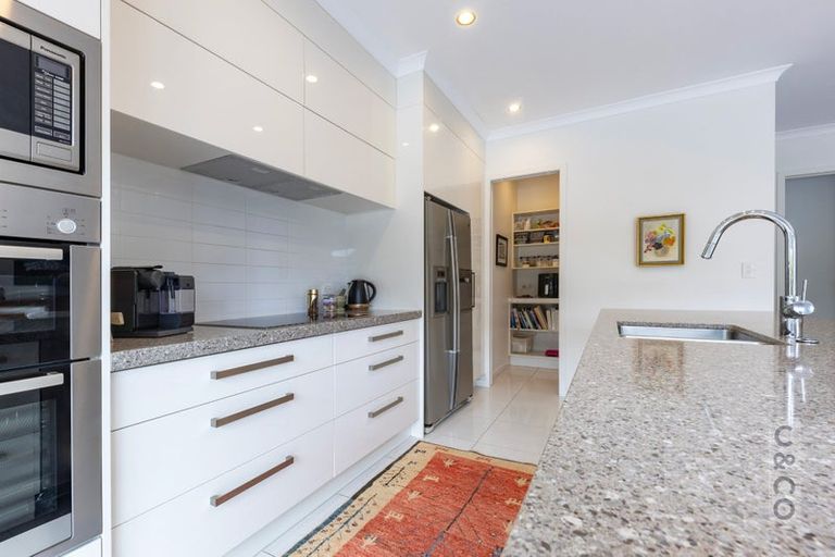 Photo of property in 3 Pohutukawa Parade, Riverhead, 0820