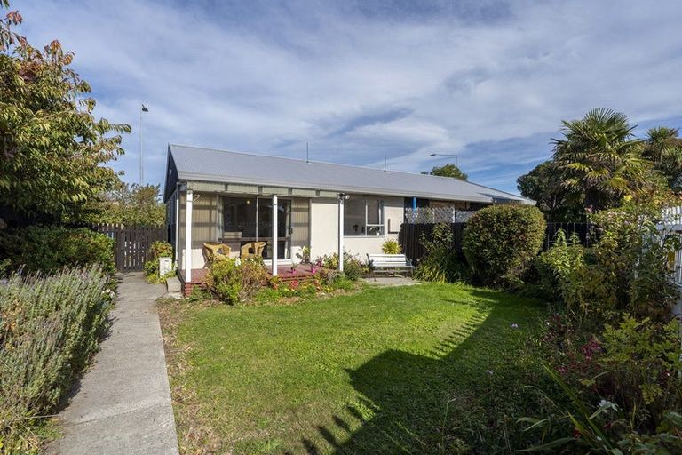 Photo of property in 1/89 Bayswater Crescent, Bromley, Christchurch, 8062