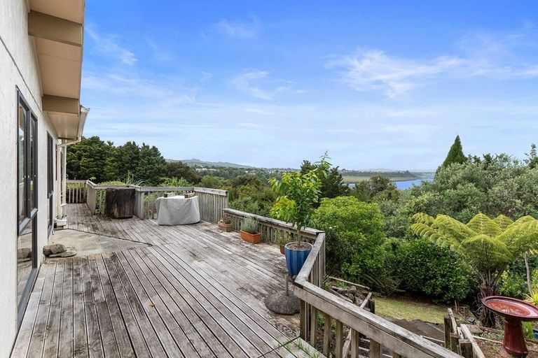 Photo of property in 54 Eureka Place, Parahaki, Whangarei, 0112