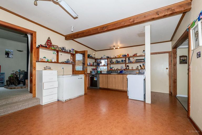 Photo of property in 35 Leonard Street, Waimate, 7924