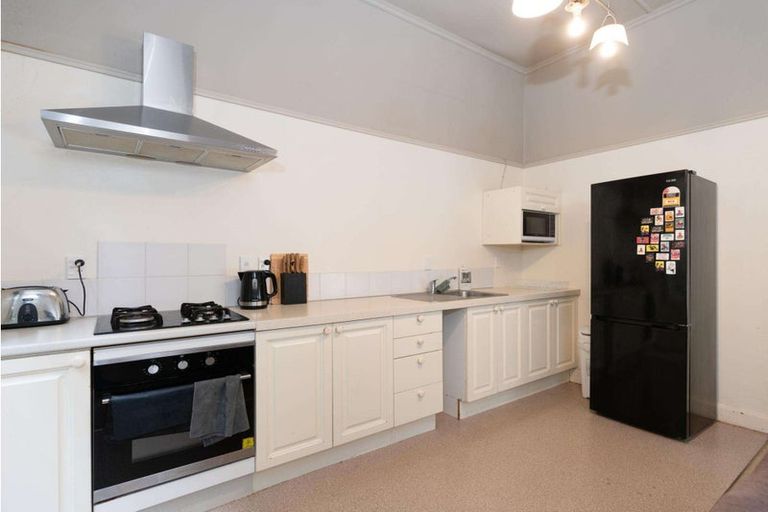 Photo of property in 49 Upland Road, Kelburn, Wellington, 6012