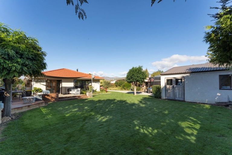 Photo of property in 12 Coleraine Street, Cromwell, 9310