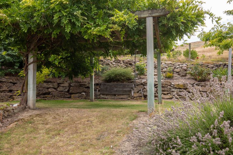 Photo of property in 44 Letts Gully Road, Letts Gully, Alexandra, 9393